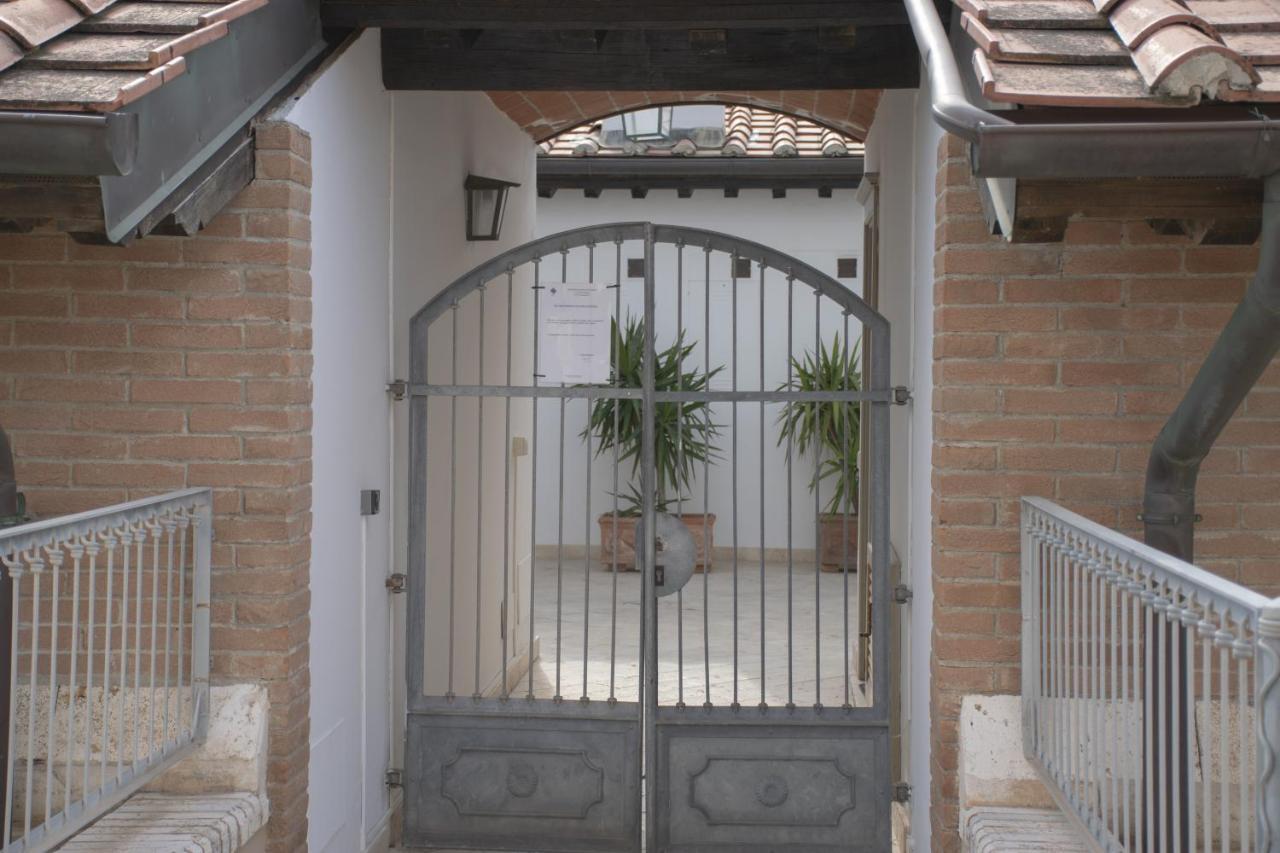 דירות Casa Velia 78Mq A 30 Metri Dal Mare Di סן וינצ'נזו מראה חיצוני תמונה